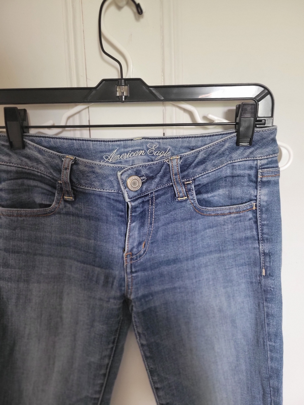 American Eagle Outfitters Women's Mid-Rise Blue Jeans